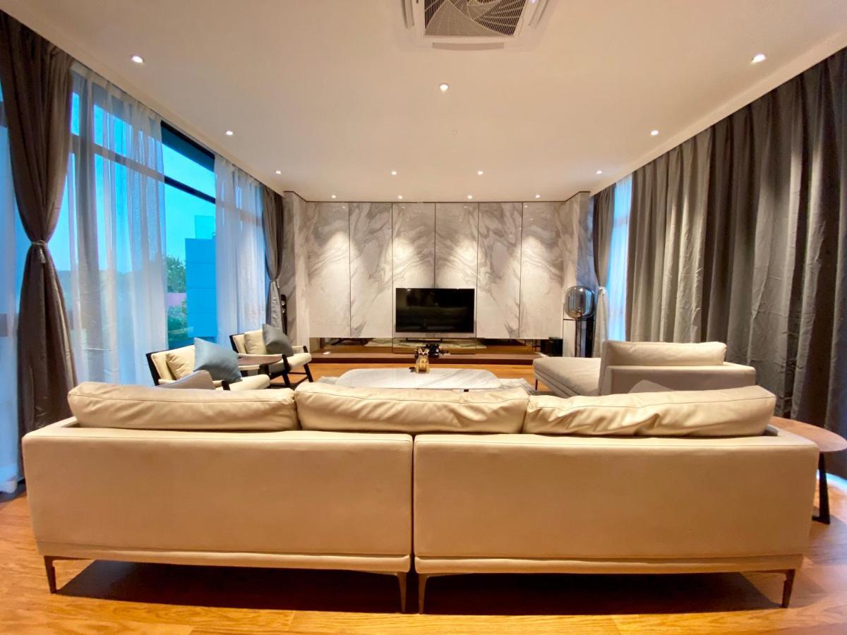Molly Luxury Private Pool Bungalow茉莉的家豪华私人泳池别墅 Pantai Cenang  Zewnętrze zdjęcie